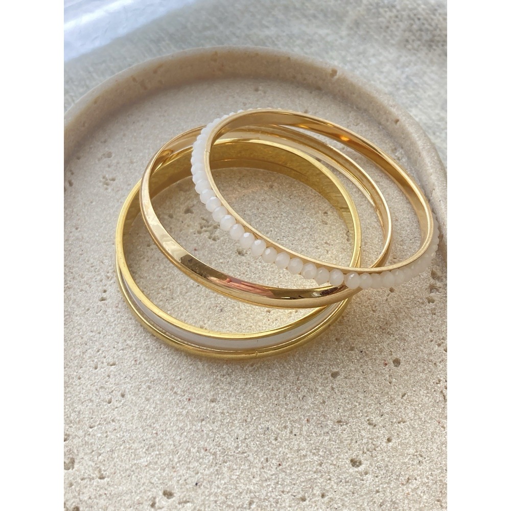 Set‎ of 4 Gold Tone Bangle Bracelets White Enamel Beaded Stackable Feminine